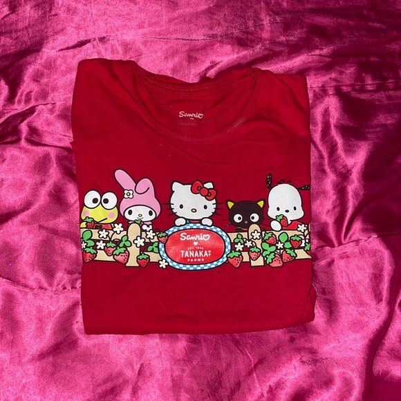 Hot Topic Tops - Sanrio Tanaka Farms Hello Kitty Shirt ❤️